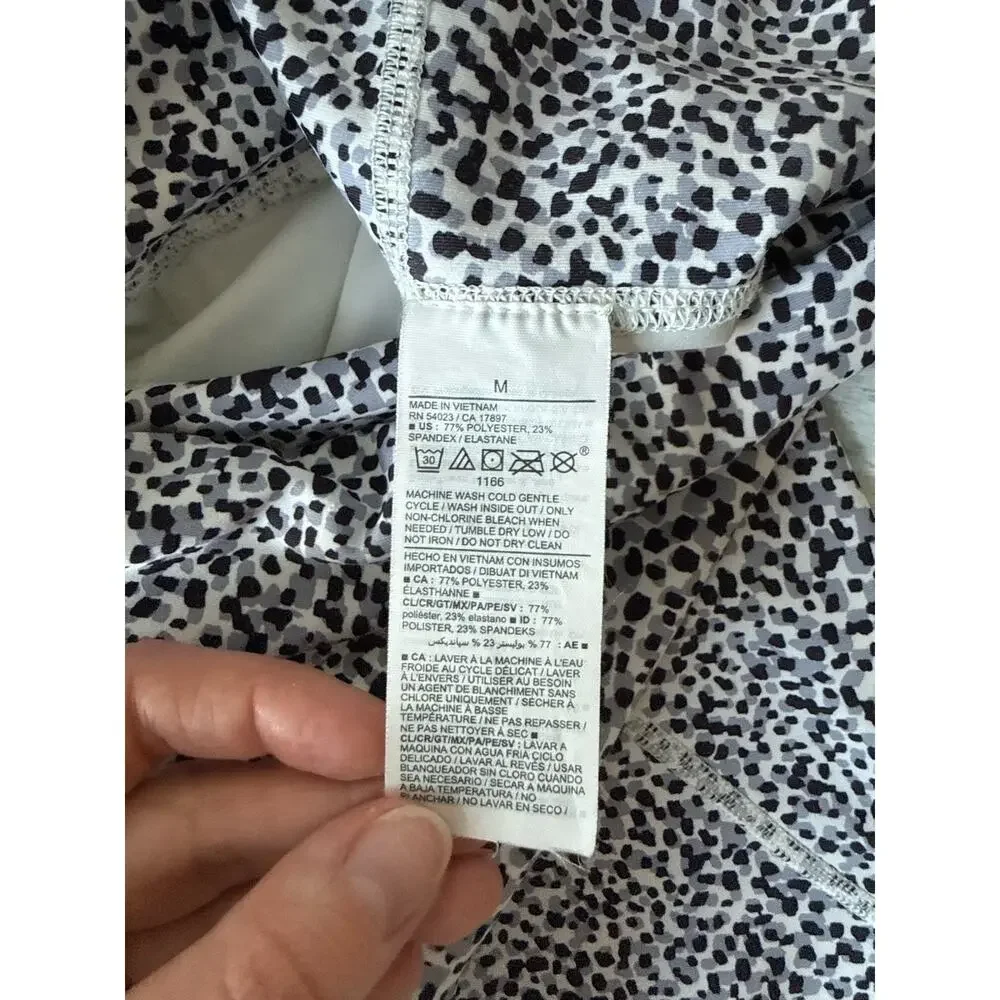 Old Navy Bike Shorts Womens Small Gray Active Go-Dry Powersoft High-Rise Biker